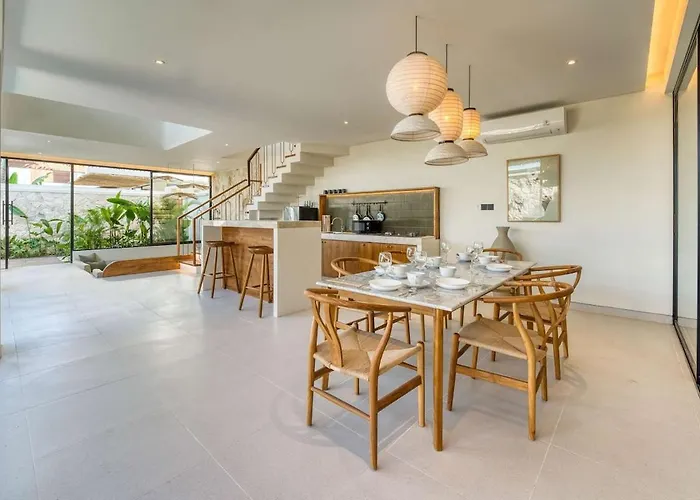 Anjuna Surf & Sunset 3br In Villa *