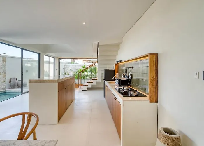 Anjuna Surf & Sunset 3br In Villa