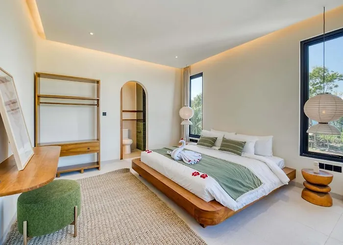 Anjuna Surf & Sunset 3br In Villa Uluwatu (Bali)