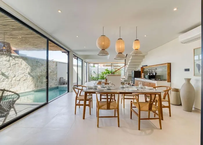 Anjuna Surf & Sunset 3br In * Uluwatu (Bali)